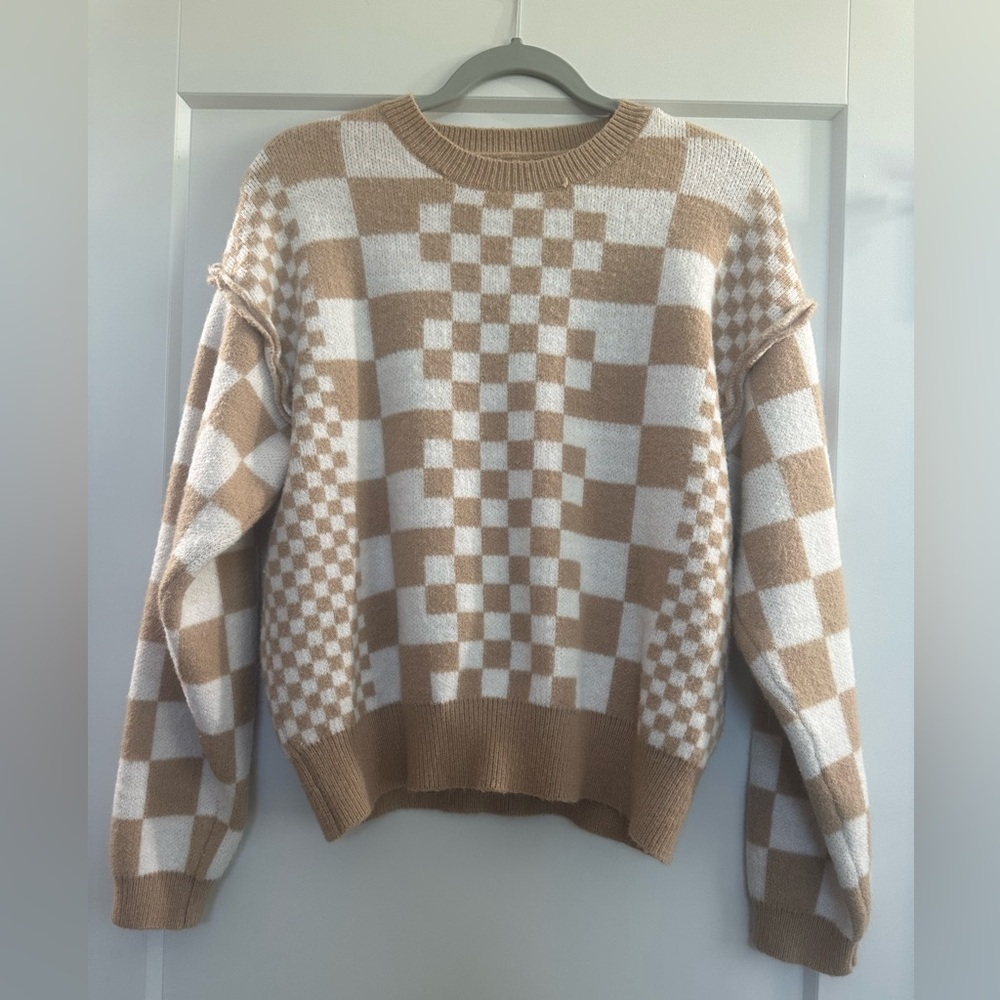 Checkered Beige and White Sweater